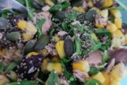 Salata s kukuruzom  i tunjevinom (Tijanin veoma brzi letnji ručak na 1.000 načina)
