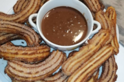 Ćurosi (sa umakom od čokolade)